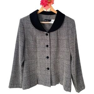 M.H.M. Melissa Harper jacket gray plaid black collar button down size 14